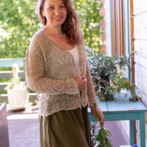 Sweter z pokrzywy